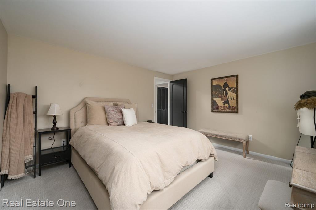 6464 Deer Ridge Drive, Clarkston, MI 48348 — Photo 33