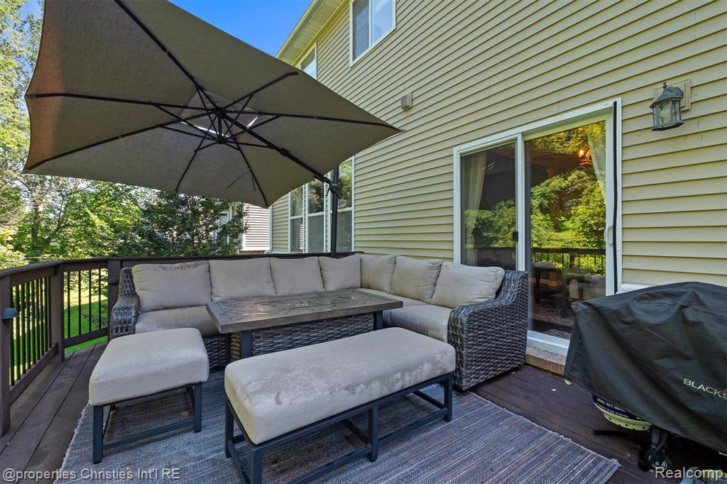 27087 Victoria Road, Novi, MI — Photo 33