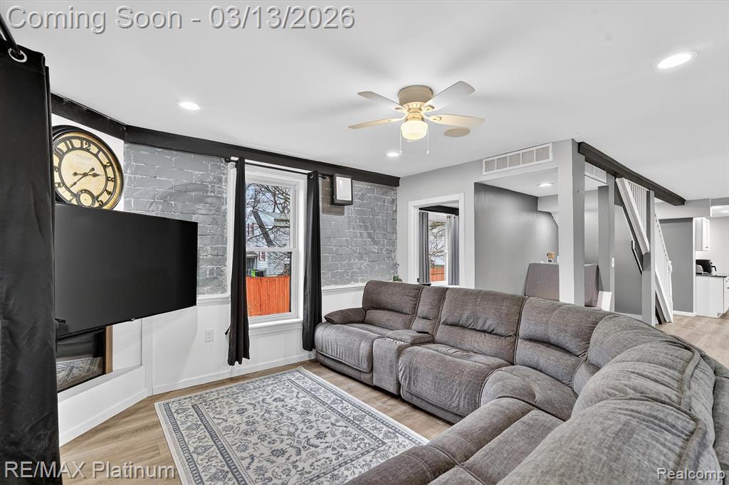 411 3rd Street, Fenton, MI 48430 — Photo 9