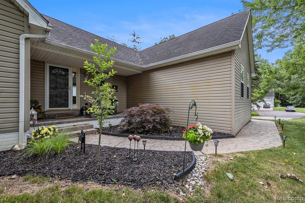 5116 Forrest View, Clarkston, MI — Photo 28