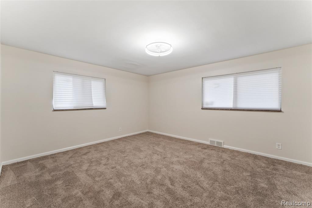 19300 Greydale Avenue, Detroit, MI 48219 — Photo 22