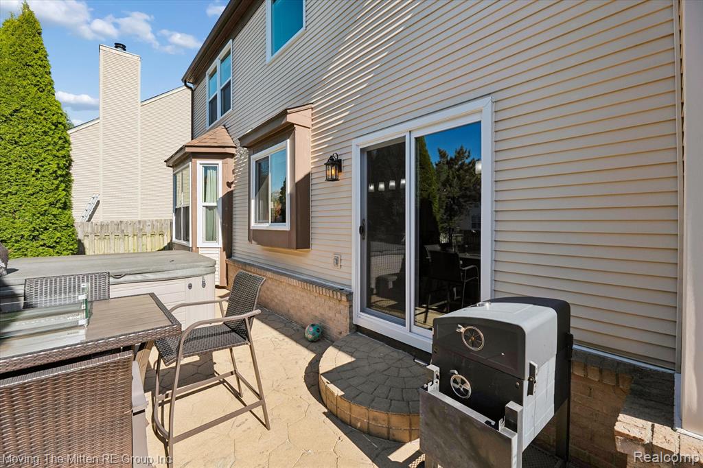 8171 St Johns Drive, Westland, MI — Photo 43