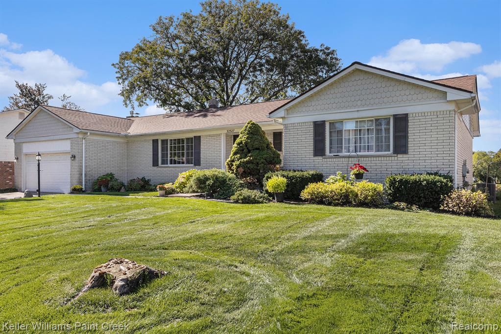 52527 Belle Vernon, Shelby Twp, MI 48316 — Photo 55
