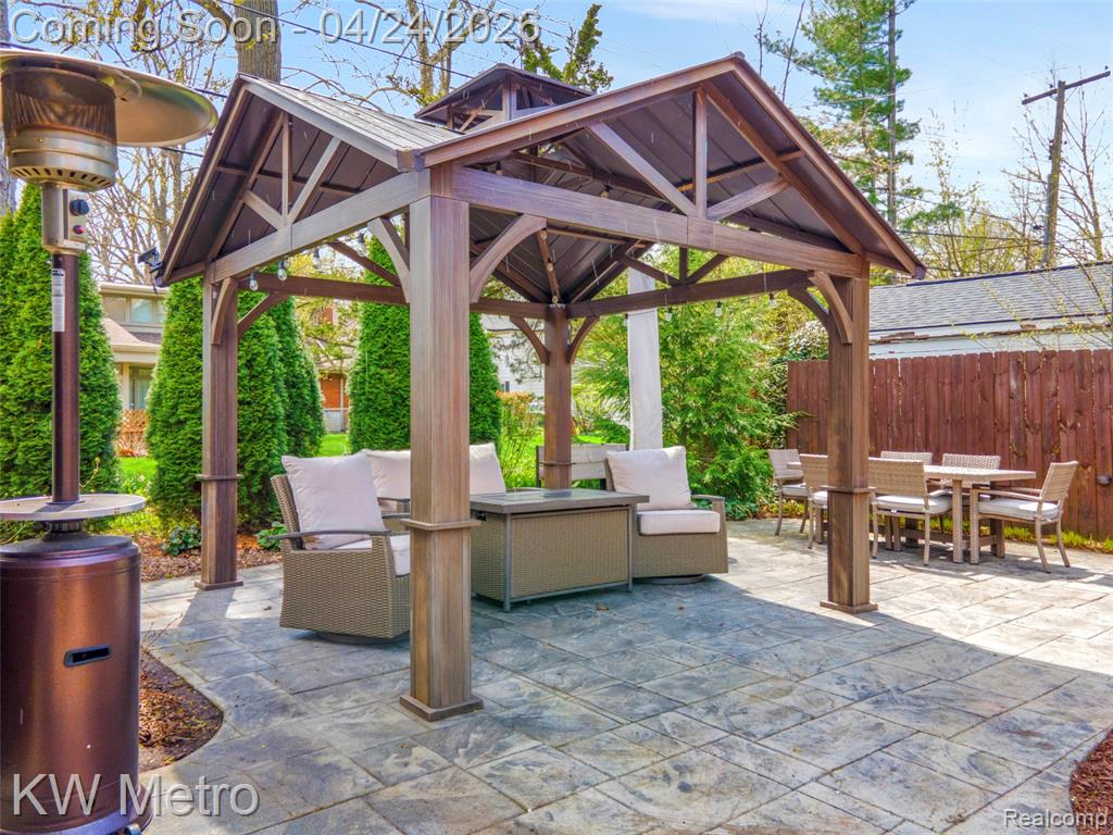 12721 Lincoln Drive, Huntington Woods, MI — Photo 35