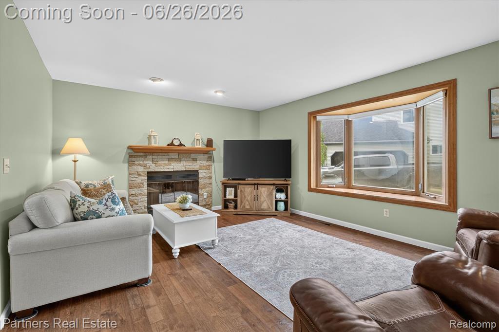 627 W Caledonia Street, Howell, MI 48843 — Photo 10