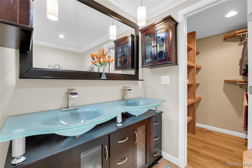 5516 Priory Lane, Bloomfield Hills, MI 48301 — Photo 26