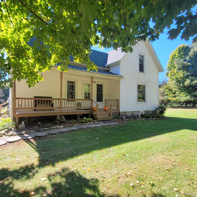 5782 LYONS Road, Imlay City, MI 48444 — Photo 2