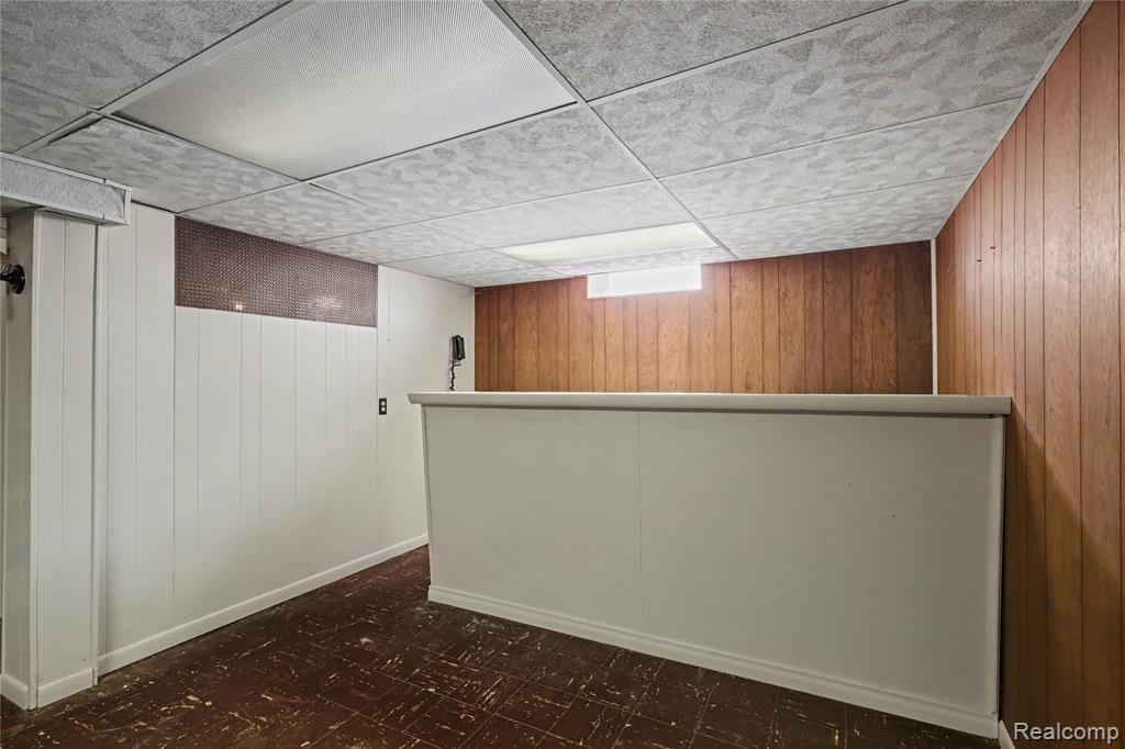 9042 Harrison Street, Livonia, MI 48150 — Photo 27