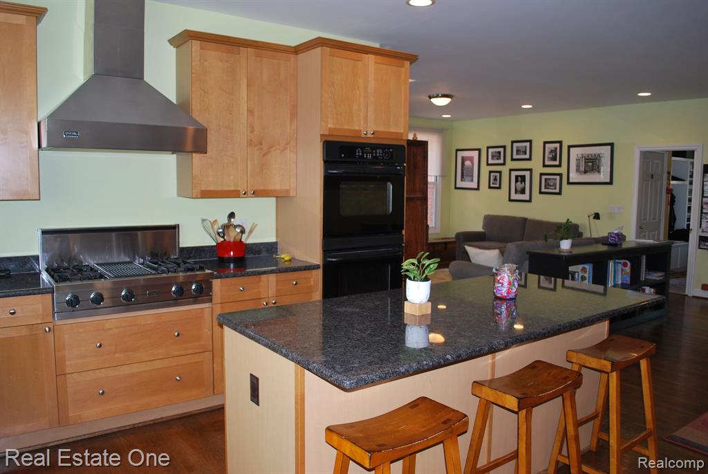 49664 TAFT Lane, Canton, MI 48188 — Photo 17