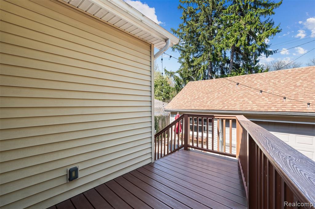 414 Cloverly Road, Grosse Pointe Farms, MI 48236 — Photo 33