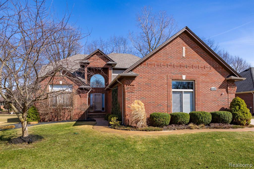 54652 White Spruce Lane, Shelby Twp, MI 48315 — Photo 2