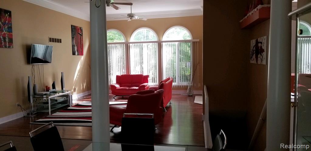 48280 ELMWOOD Drive, Shelby Twp, MI 48315 — Photo 20