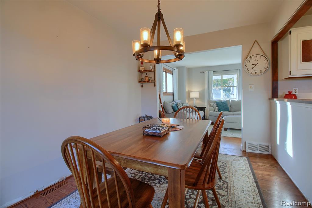 8650 Buffalo Drive, Commerce Twp, MI 48382 — Photo 10