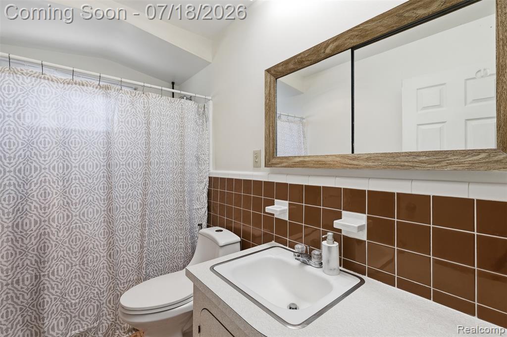 8825 Nebraska Street, Livonia, MI 48150 — Photo 21