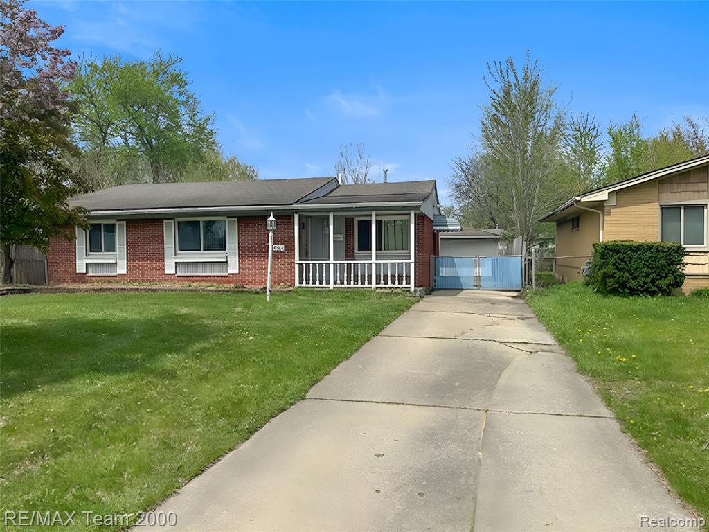 42054 Lincoln Street, Belleville, MI 48111 — front exterior