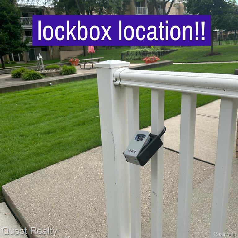 4905 CROOKS Road, B2, Royal Oak, MI 48073 — Photo 17