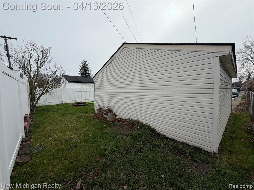 6671 Mayfair Street, Taylor, MI 48180 — Photo 10