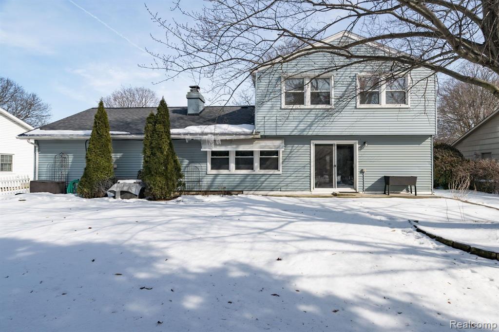 4929 Danbury Drive, Troy, MI 48085 — Photo 32