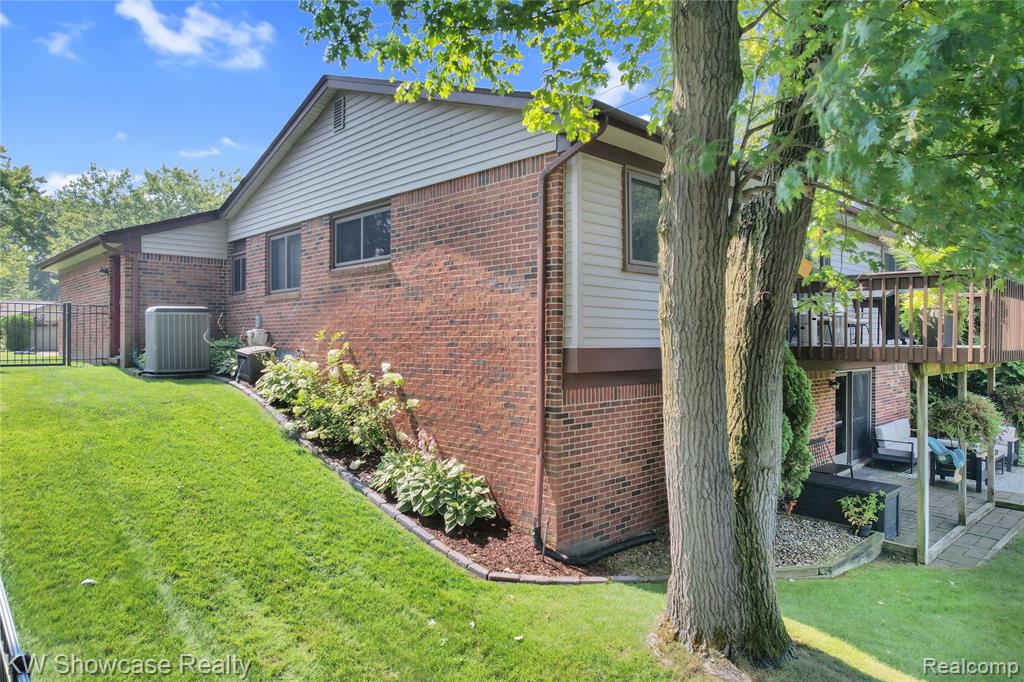 5081 Timber Ridge Trail, Clarkston, MI — Photo 13