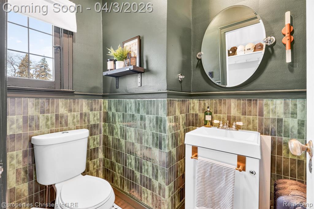 1675 Chicago Boulevard, Detroit, MI, 48206