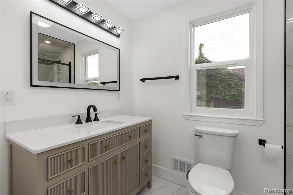 12352 Maiden Street, Detroit, MI 48213 — Photo 18