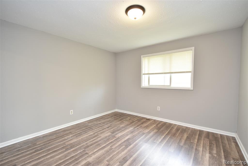 580 Sherman Road, Saginaw, MI 48604 — Photo 16