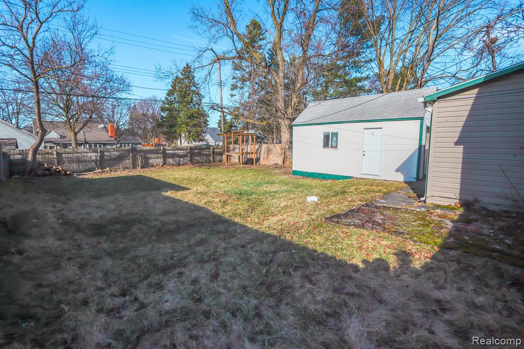 771 2ND Avenue, Pontiac, MI 48340 — Photo 25