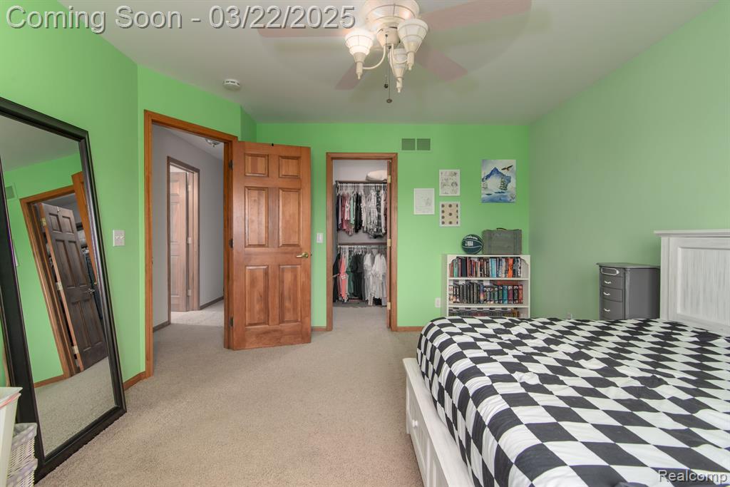 5271 WYNDEMERE Square, Swartz Creek, MI 48473 — Photo 22