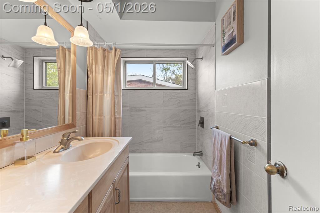 7370 Amboy Street, Dearborn Heights, MI 48127 — Photo 20