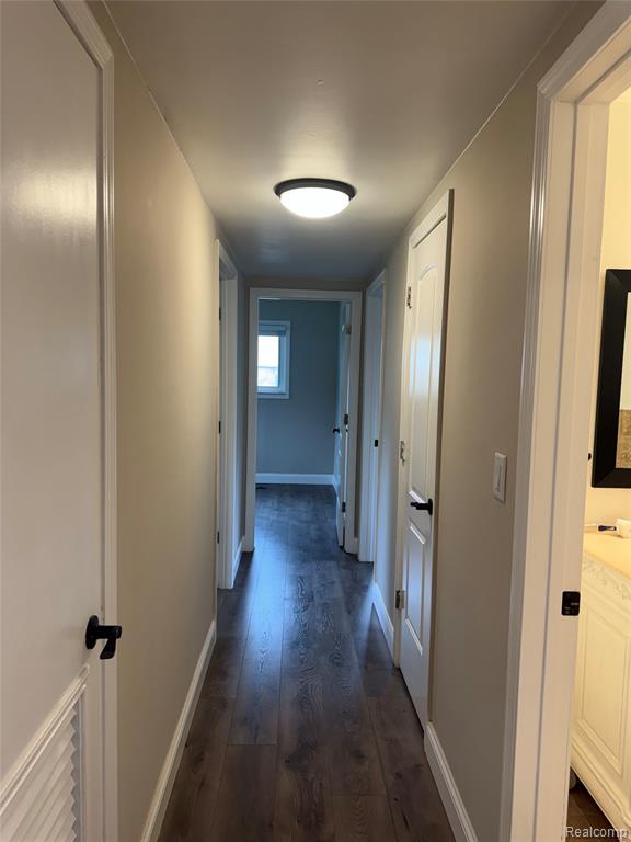 1693 Ashstan Drive, Walled Lake, MI 48390 — Photo 3