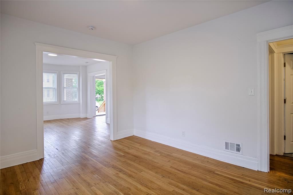 6224 Hecla Street, Detroit, MI 48208 — Photo 7