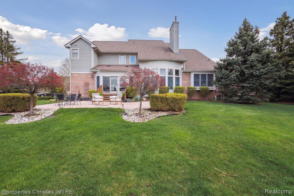 45653 TOURNAMENT Drive N, Northville, MI 48168 — Photo 74