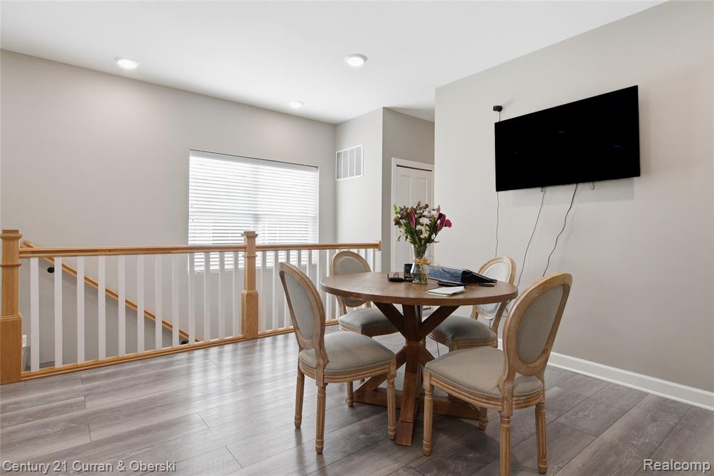 1241 E Woodward Heights Boulevard, Hazel Park, MI 48030 — Photo 9