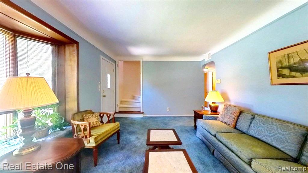 1938 Beverly Street, Sylvan Lake, MI 48320 — Photo 15