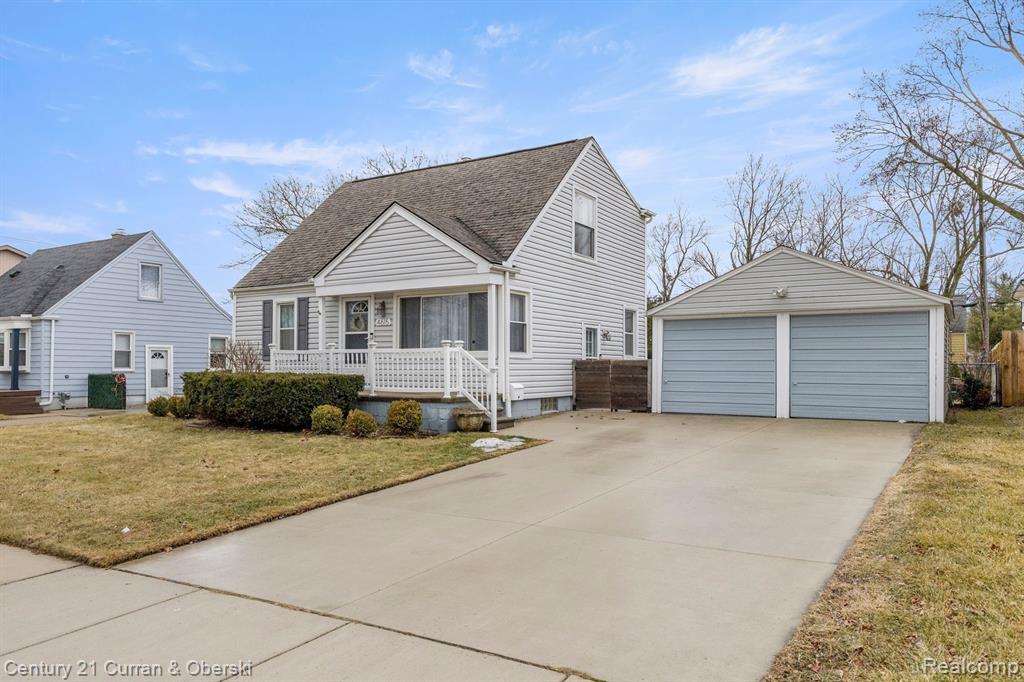 4615 MANDALAY Avenue, Royal Oak, MI 48073 — Photo 2