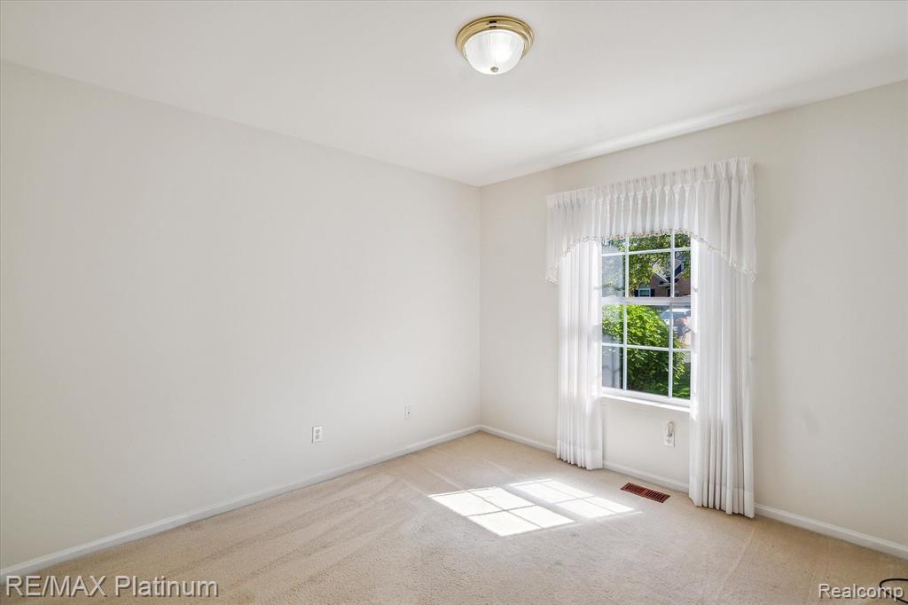 3420 Dewdrop Lane, Howell, MI 48843 — Photo 18