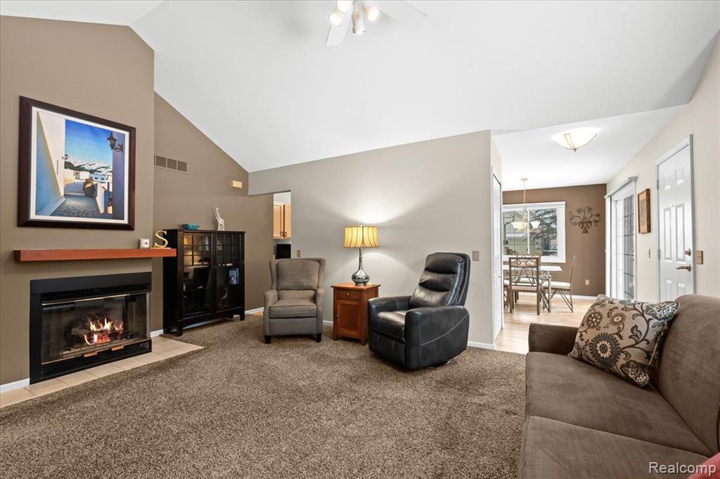 2597 MAPLE FOREST Court, Wixom, MI 48393 — Photo 3