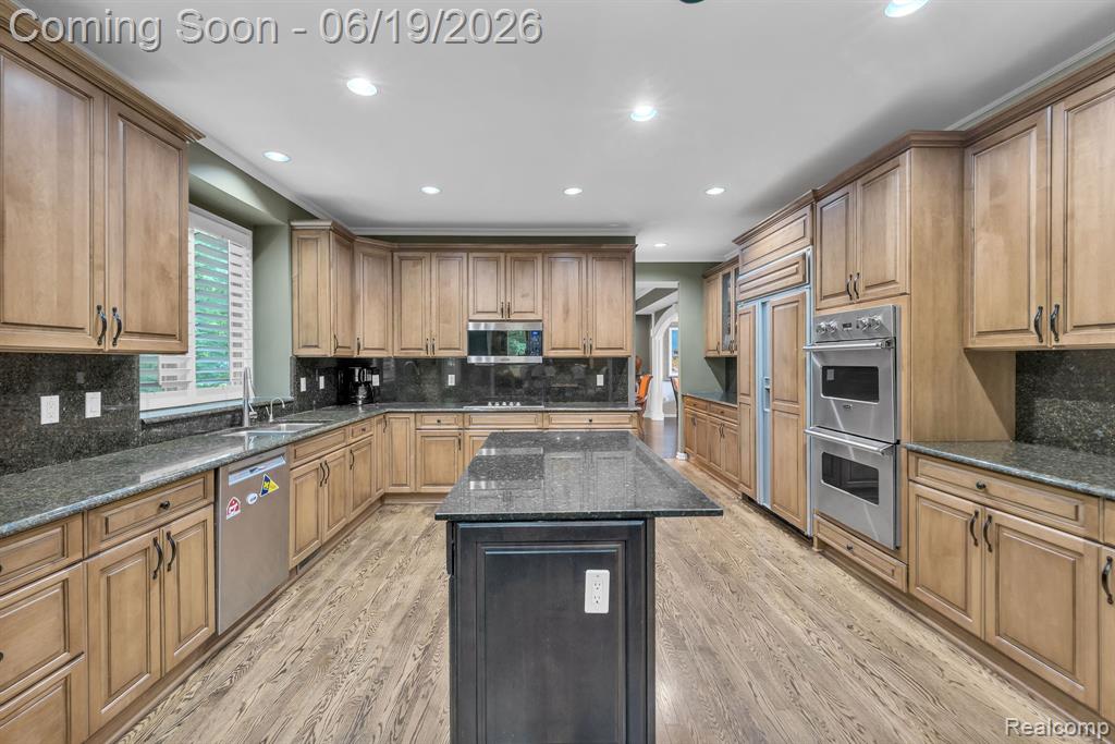 7061 Trailway Court, West Bloomfield, MI — Photo 28