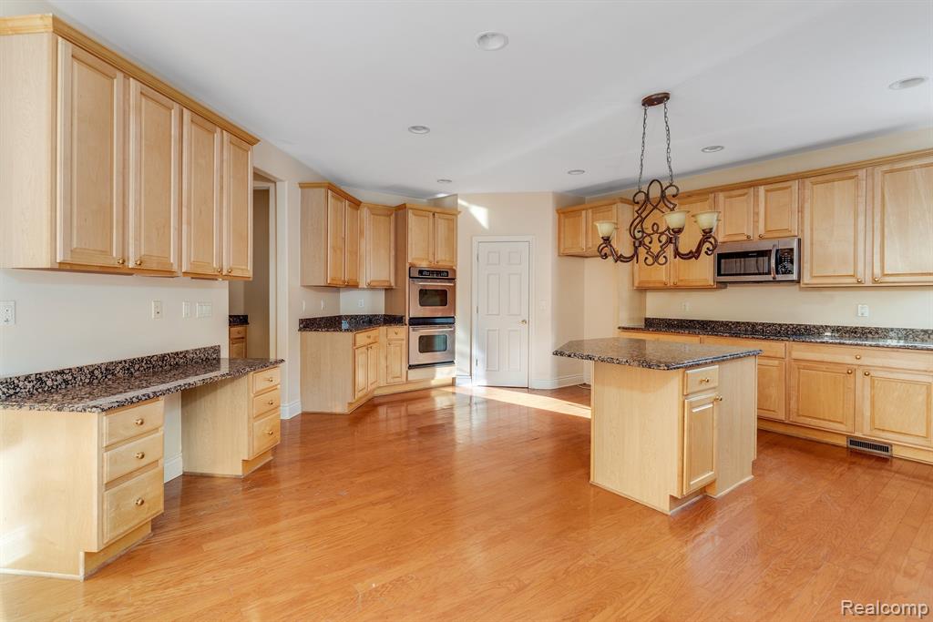 122 Sand Bar Lane, Detroit, MI 48214 — Photo 20