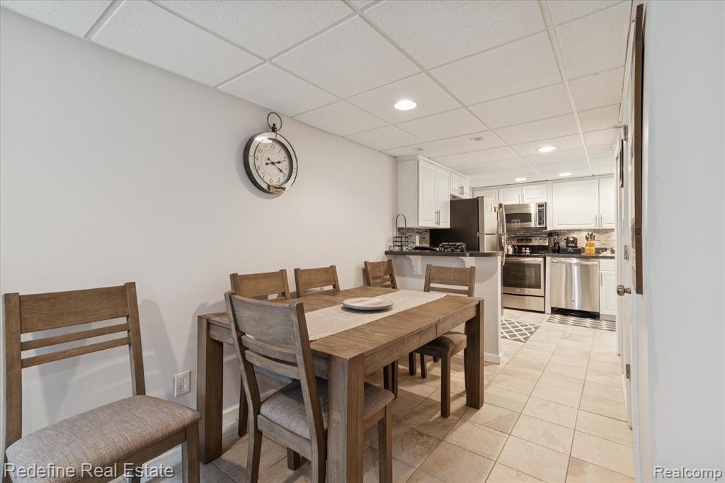 50340 Helfer Boulevard, Wixom, MI 48393 — Photo 23