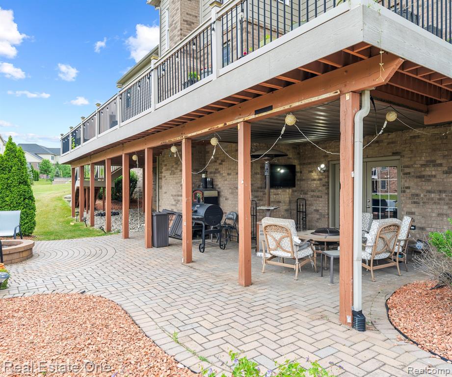 50437 TAMARACK Trail, Northville, MI 48168 — Photo 48