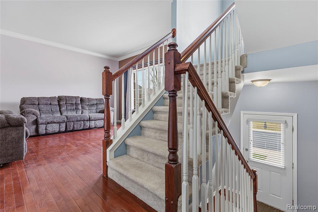 53106 Celtic Drive, Utica, MI 48315 — Photo 2