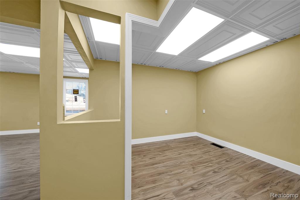 1095 W Huron Street, Waterford, MI 48328 — Photo 7