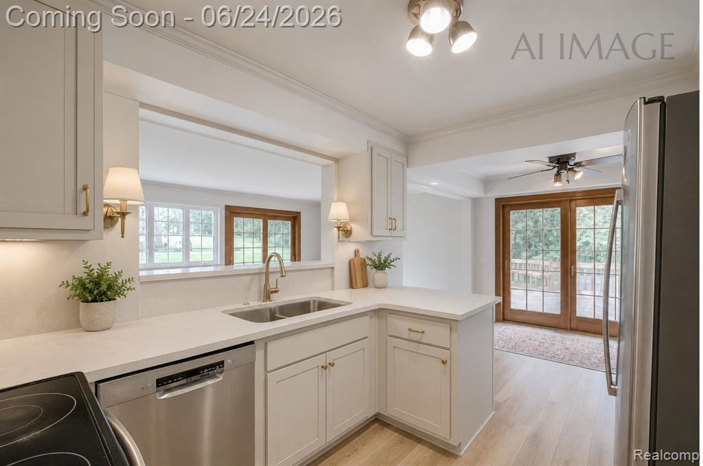 710 Basswood Drive, Rochester Hills, MI 48309 — Photo 12