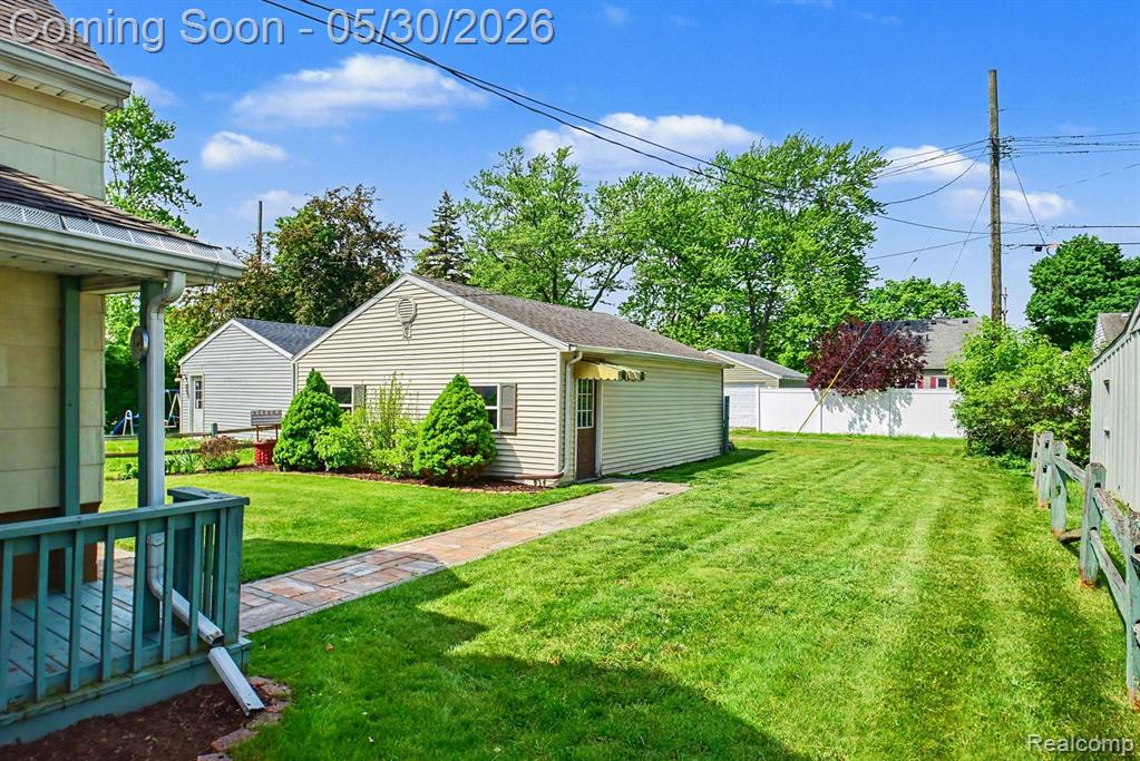 1427 21st Street, Port Huron, MI 48060 — Photo 24