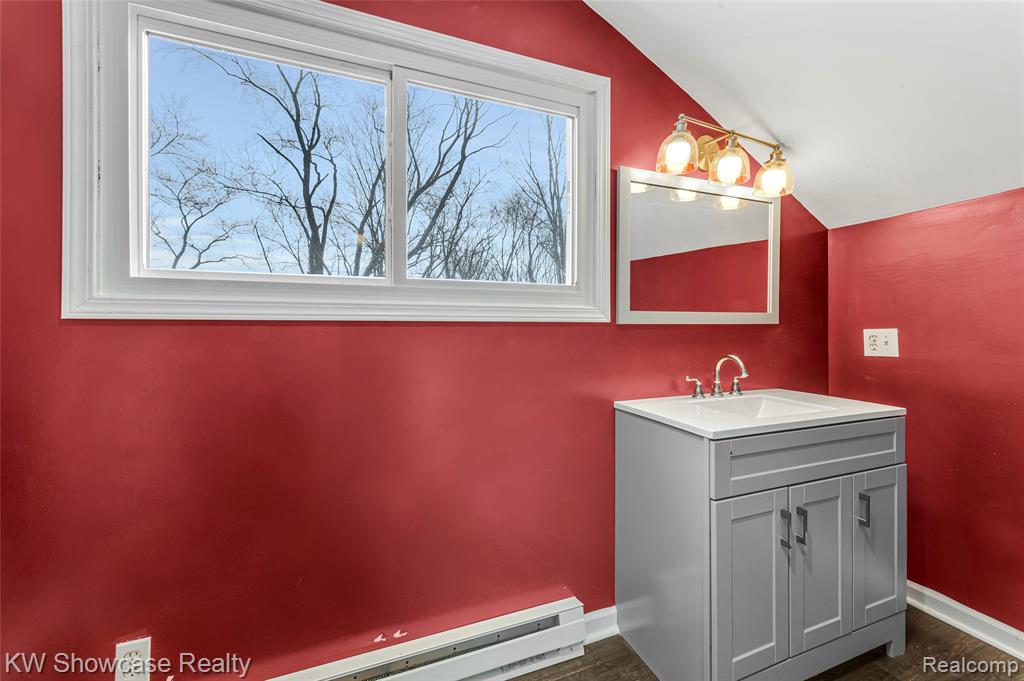 29230 Greening Street, Farmington, MI 48334 — Photo 31