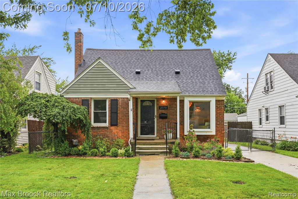 2370 Mortenson Boulevard, Berkley, MI 48072