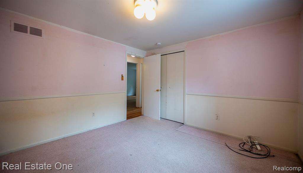 4259 Pinecroft Court, West Bloomfield, MI — Photo 14