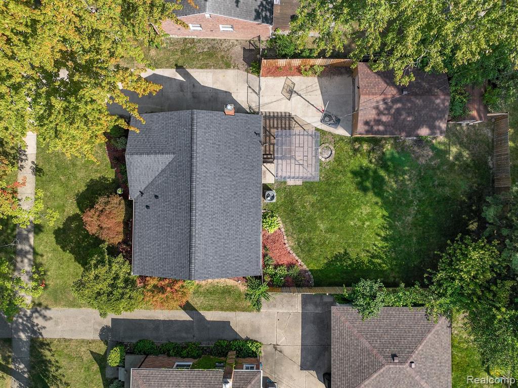 9950 HENRY RUFF Road, Livonia, MI 48150 — Photo 28