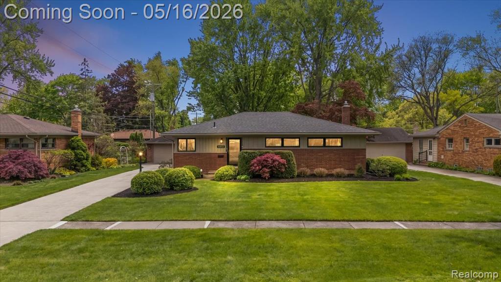 16933 Lauderdale Avenue, Beverly Hills, MI 48025 — front exterior